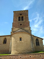 France, Ain, Monthieux (La Dombes), Eglise romane du 12eme (6)